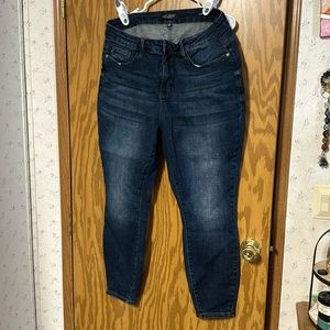 Women’s skinny jeans
